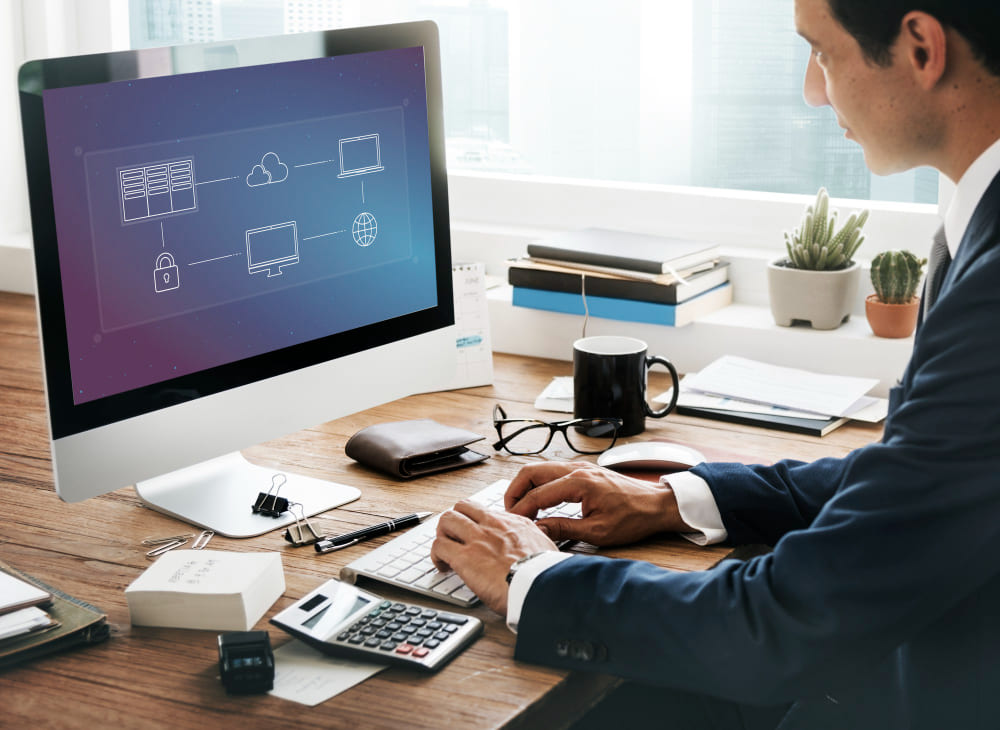 Gestión Híbrida: Cómo integrar archivos físicos y digitales para mejorar eficiencia y control empresarial